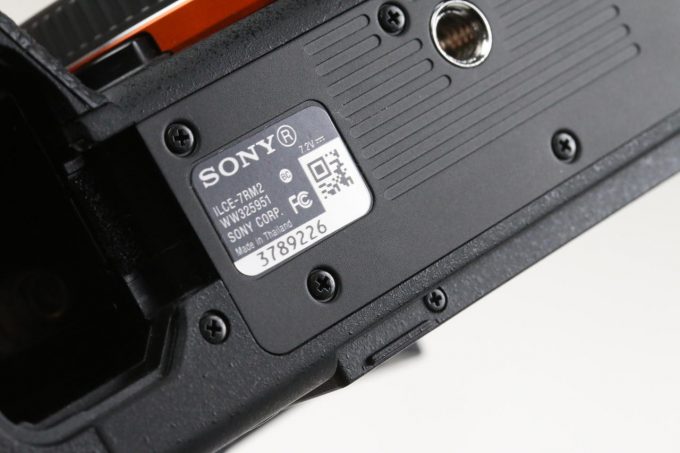 Sony Alpha 7R II Gehäuse mit Zubehörpaket