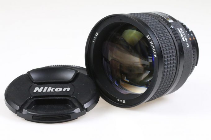 Nikon AF Nikkor 85mm f/1,4 D - #222314