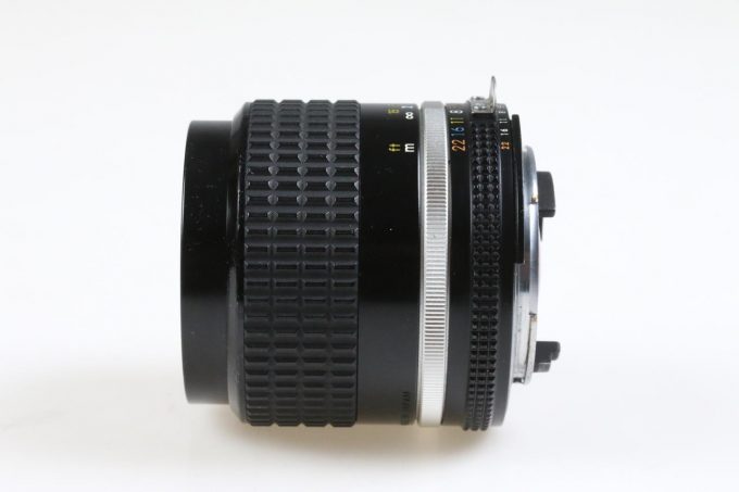 Nikon MF 28mm f/2,0 AI-S - #597929