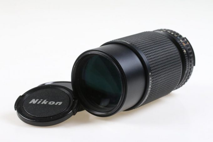 Nikon MF 75-150mm f/3,5 Serie E - #1840227