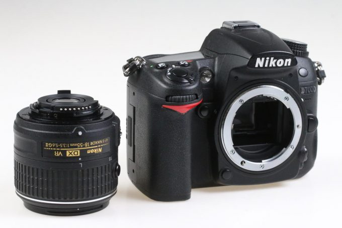 Nikon D7000 mit AF-S 18-55mm f/3,5-5,6 G II VR - #6365192