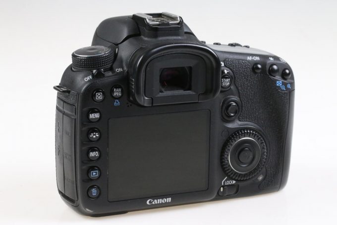 Canon EOS 7D - #1680917810