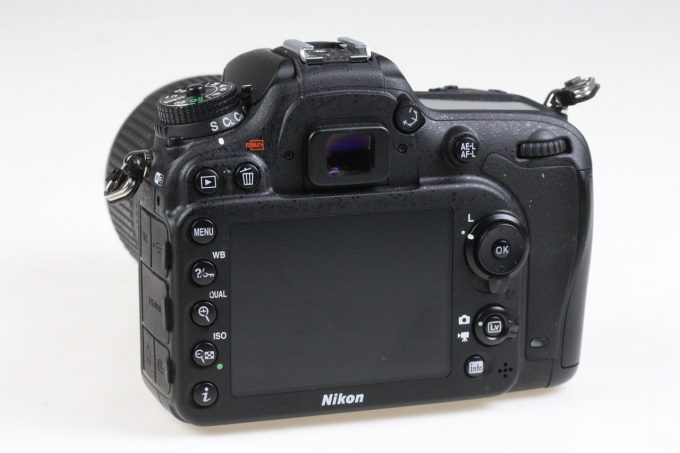 Nikon D7200 mit AF-S DX 18-140mm f/3,5-5,6 G ED VR - #4438158