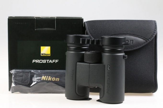 Nikon PROSTAFF P7 10x30