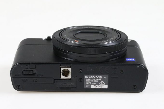 Sony CyberShot RX100 Schwarz 20,2Mp 28-100m