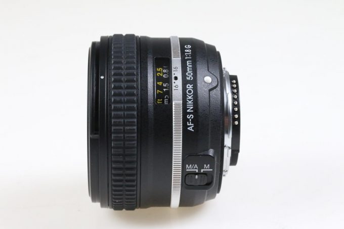 Nikon AF-S 50mm f/1,8 G SE - #210890