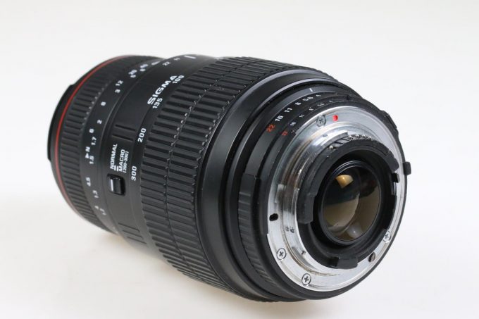 Sigma 70-300mm f/4,0-5,6 D APO Macro für Nikon F (FX) - #1024866