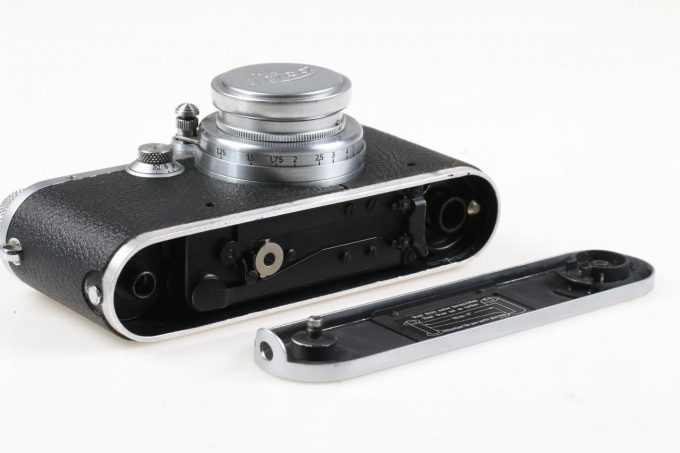 Leica IIIb mit Summar 5cm f/2,0 - #331335