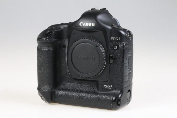 Canon EOS-1D Mark II - #232140