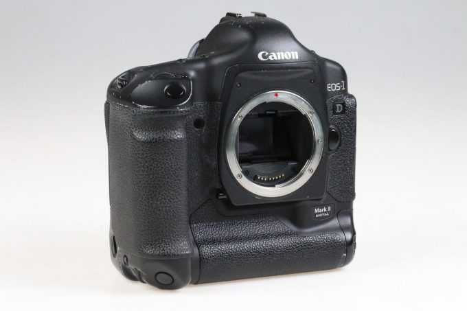 Canon EOS-1D Mark II - #232140