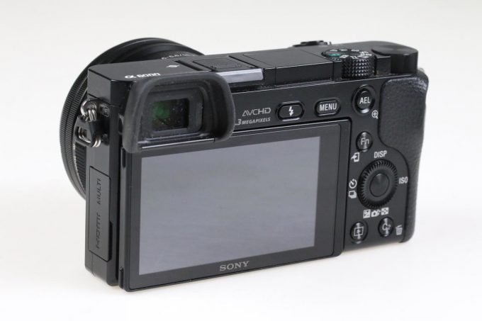 Sony Alpha 6000 mit E PZ 16-50mm OSS - #4137230