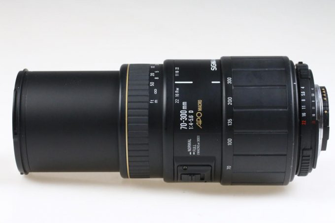Sigma 70-300mm f/4,0-5,6 D APO Macro für Nikon F (FX) - #3087410