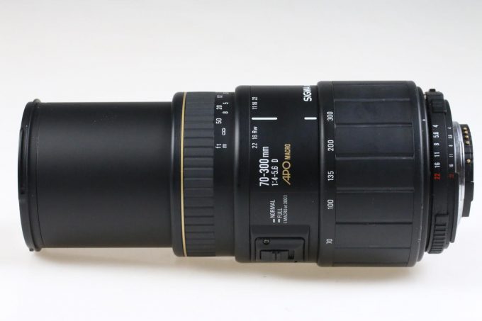 Sigma 70-300mm f/4,0-5,6 D APO Macro für Nikon F (FX) - #3087410 - Image 2