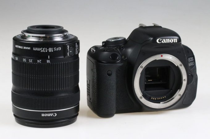 Canon EOS 600D mit EF-S 18-135mm f/3,5-5,6 IS - #243076245189