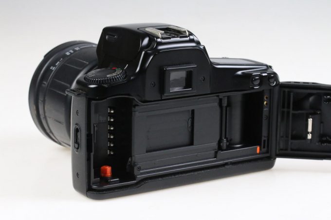 Canon 1000F mit Tamron 28-200mm f/3,8-5,8 - #3051106