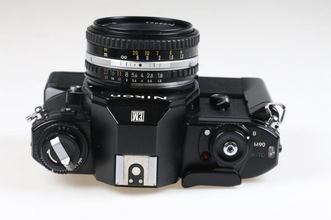 Nikon EM mit MF 50mm f/1,8 Series E - #7115905