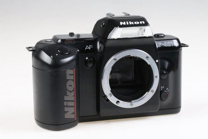 Nikon F-401s Gehäuse - #2807930