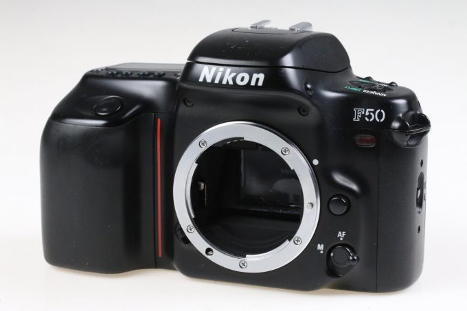 Nikon F50 Gehäuse - #3132847