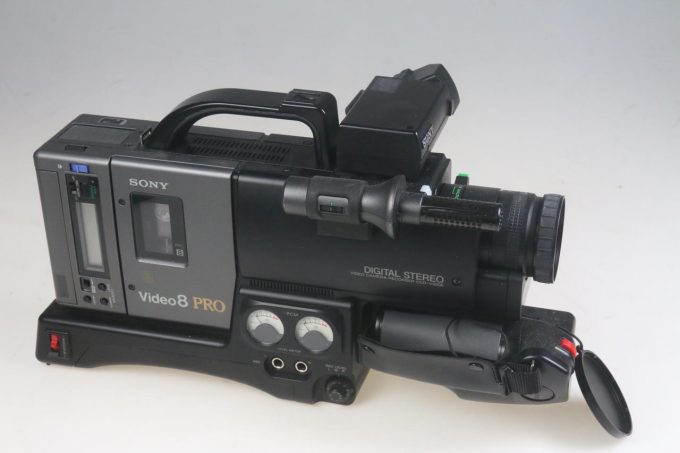 Sony Video 8 Pro CCD-V200 Bastlergerät