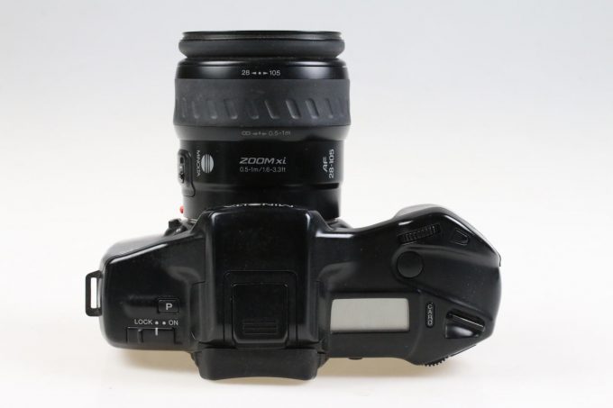 Minolta Dynax 7xi mit 28-105mm f/3,5-4,5 AF Zoom Objektiv - #17116294