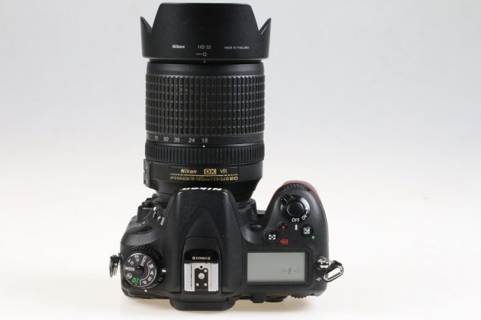 Nikon D7100 mit AF-S DX 18-140mm f/3,5-5,6 VR - #7515135