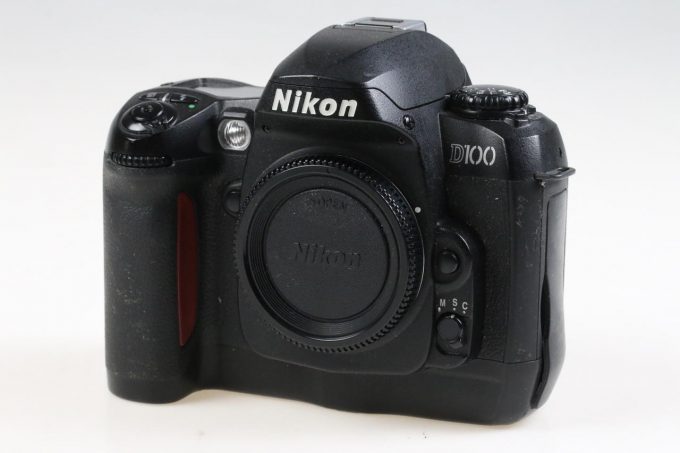 Nikon D100 Gehäuse - #2119065