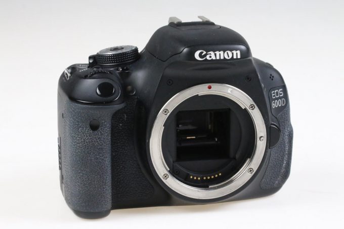 Canon EOS 600D - #093063045438