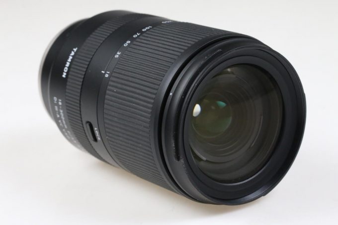 Tamron 18-300mm f/3,5-6,3 Di III-A VC VXD für Sony E-Mount