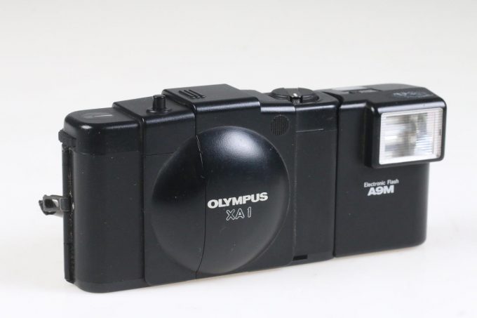 Olympus XA 1 Sucherkamera mit Blitzgerät A9M
