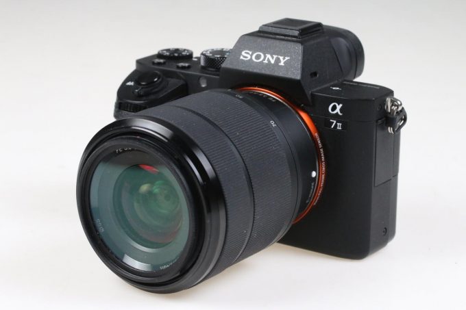 Sony Alpha 7 II mit 28-70mm f/3,5-5,6 OSS - #3913034