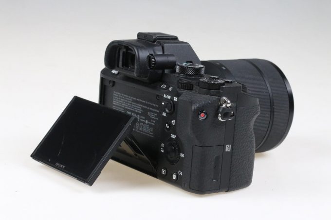 Sony Alpha 7 II mit 28-70mm f/3,5-5,6 OSS - #3913034