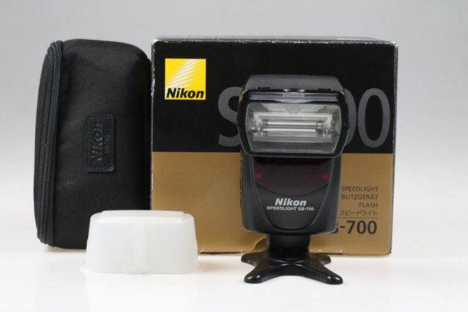 Nikon Speedlight SB-700 Blitzgerät - #2878924