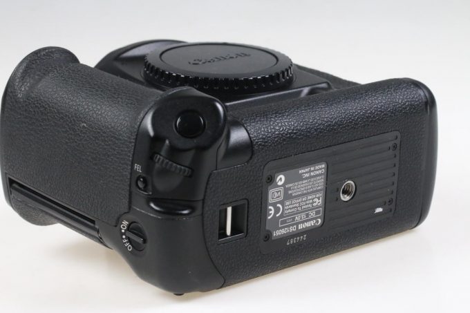 Canon EOS-1D Mark II Gehäuse (ohne Ladegerät) - #244387