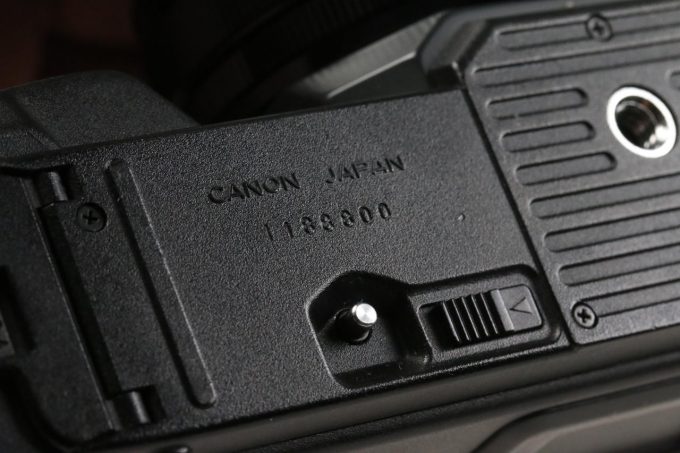 Canon T70 mit Vivitar 28-85mm f/3,5-4,5 - #1188800
