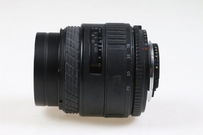 Sigma 28-70mm f/3,5-4,5 UC für Nikon AF