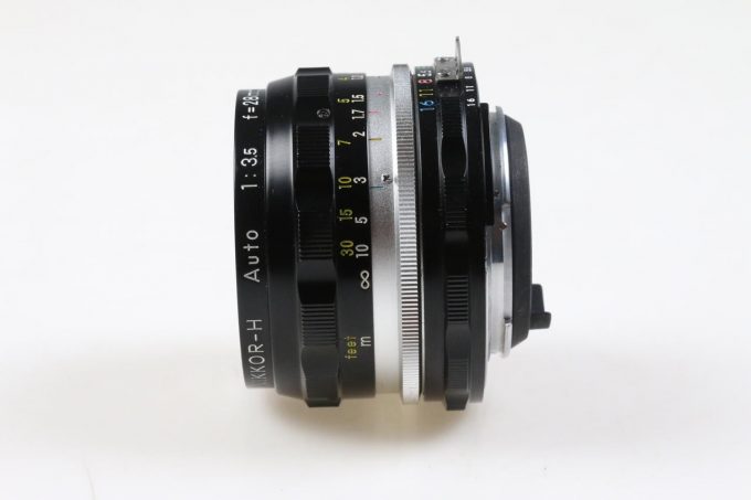 Nikon MF 28mm f/3,5 Nikkor-H - #803547