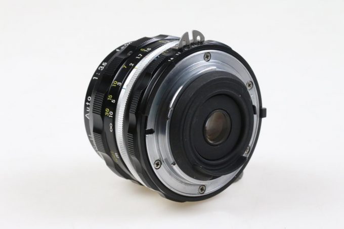 Nikon MF 28mm f/3,5 Nikkor-H - #803547