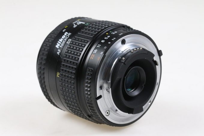 Nikon AF 35-70mm f/3,3-4,5 - #4463012