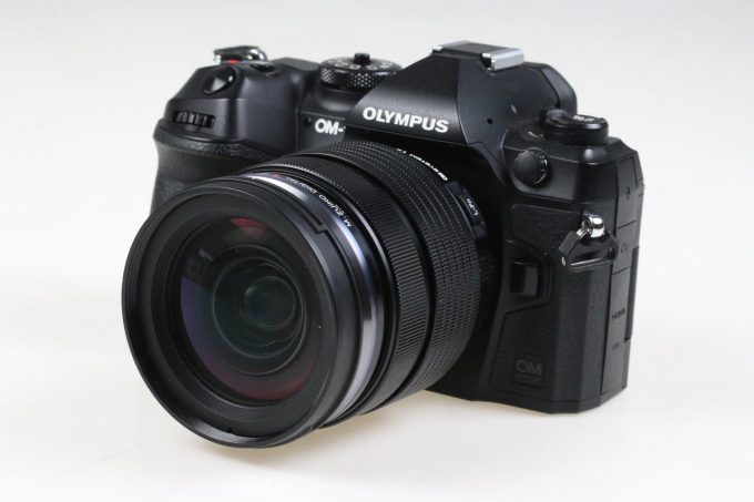 Olympus OM-1 mit M.Zuiko 12-40mm f/2,8 Pro - #BJMA05500