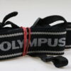 Olympus Tragegurt - schwarz mit silberner Aufschrift