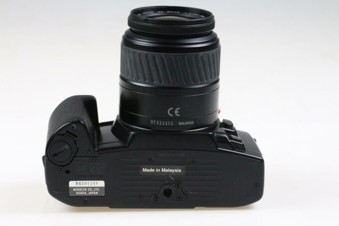 Minolta Dynax 303si mit 35-80mm f/4,0-5,6 - #96101188