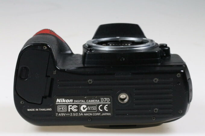 Nikon D70 Gehäuse - #4040511