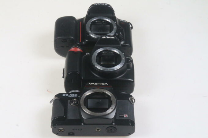 Konvolut diverse SLR Kameras / Blitze - 9 Stück Bastlergeräte