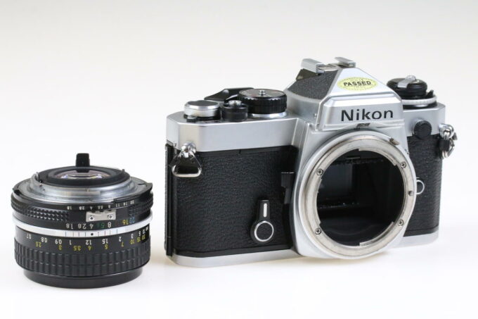 Nikon FE Gehäuse mit 50mm f/1,8 - #4058746