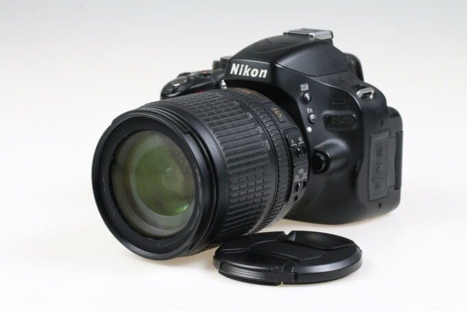 Nikon D5100 mit AF-S DX 18-105mm f/3,5-5,6 G ED VR - #7328888