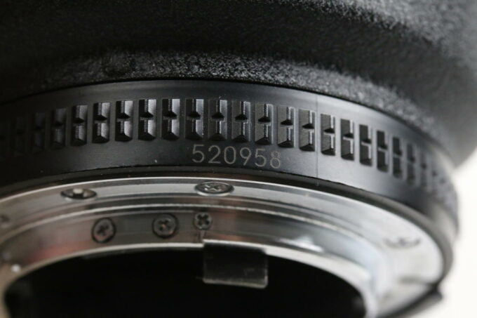 Nikon AF 135mm f/2,0 D DC - #520958
