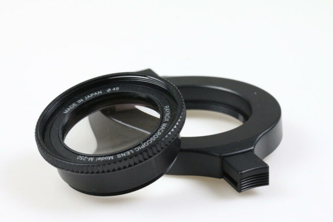 Raynox Macroscopic Lens M-250