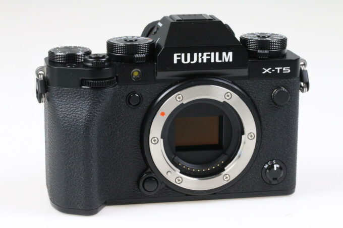FUJIFILM X-T5 Gehäuse - Schwarz - spiegellose Systemkamera - #3B004998