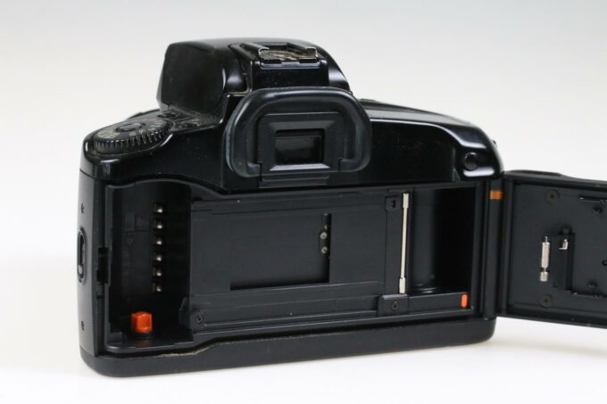 Canon EOS 100 mit EF 28-80mm f/4,0-5,6 II - #7102451
