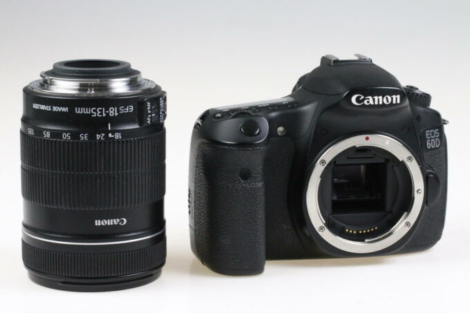 Canon EOS 60D mit EF-S 18-135mm f/3,5-5,6 IS - #2581429806